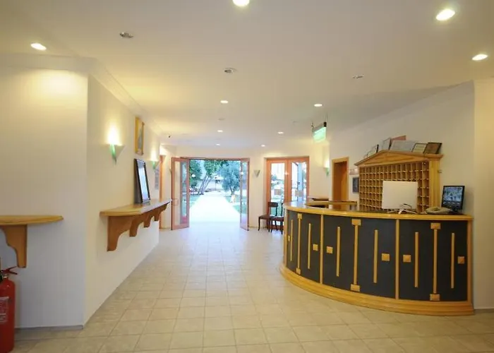 Отель Kocer Club Мармарис